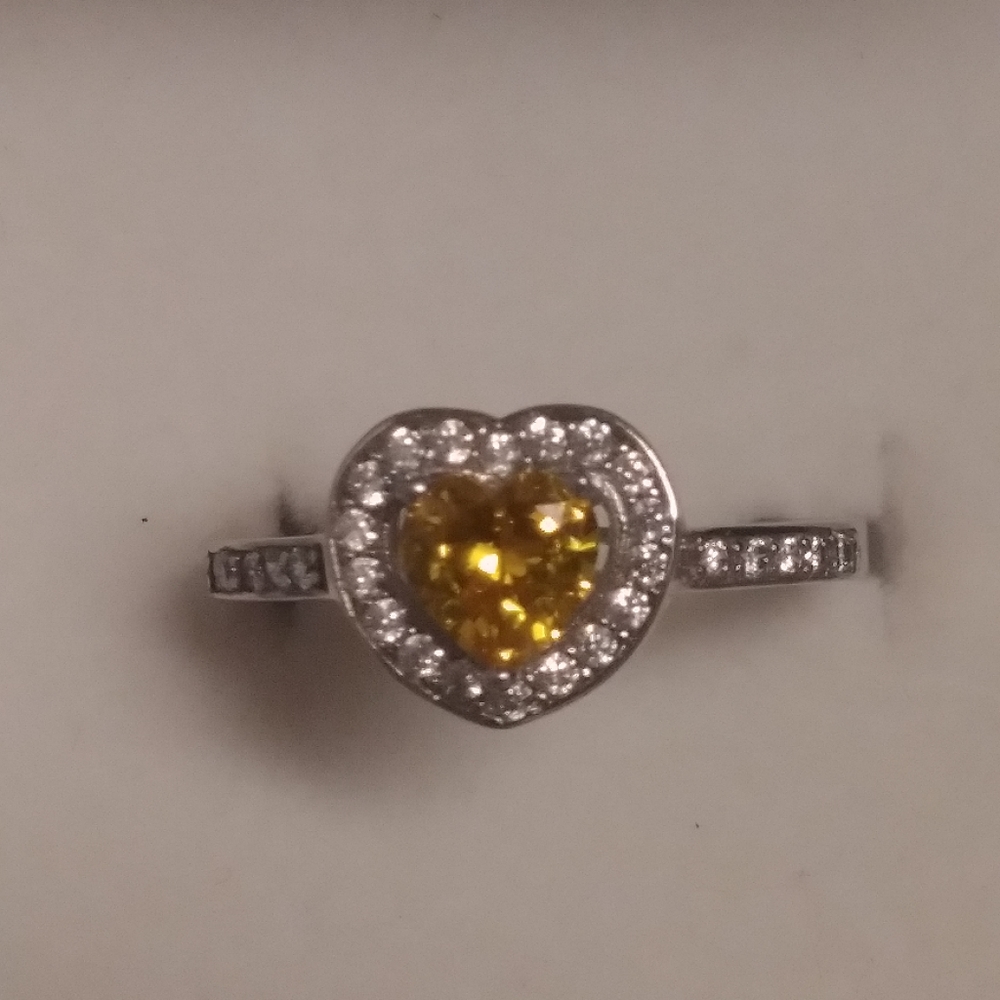 SZ 9 925 Heart promise ring in box